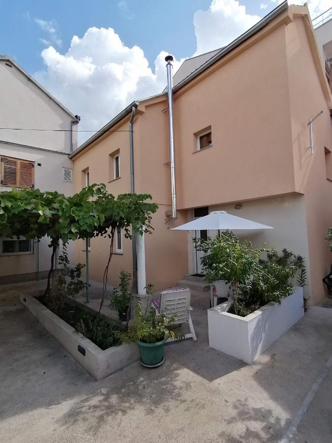 Kuca Za Odmor Ema Hotel Sibenik Exterior photo